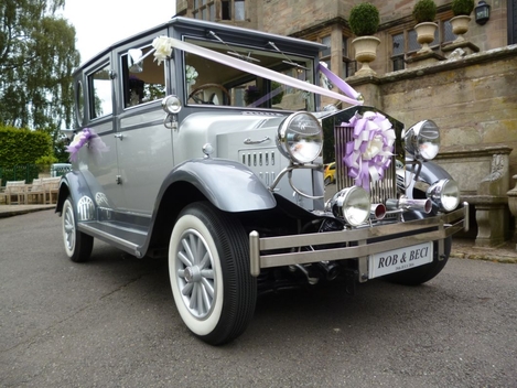 Imperial Landaulette Wedding Car outside Wedding Venue